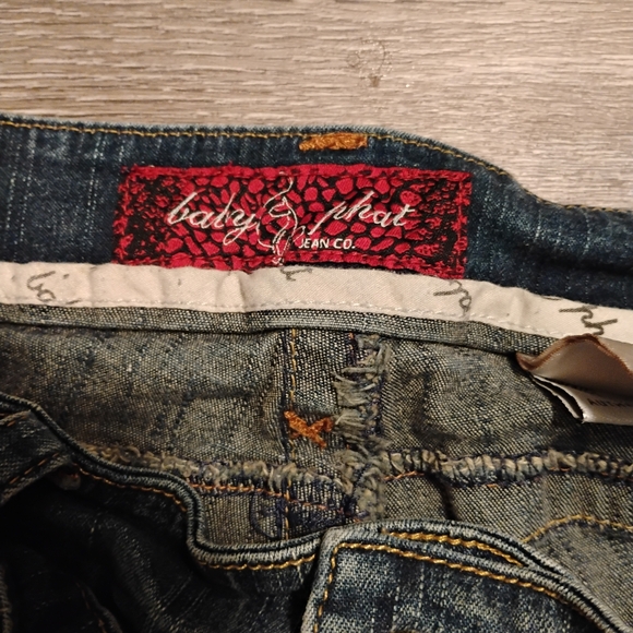 SOLD-Baby Phat Capris ❤️ - Picture 5 of 7